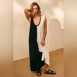 Free People Free est Black and White Maxi Dress